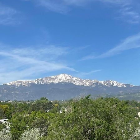 Hyatt Place Colorado Springs Garden Of The Gods Exterior foto